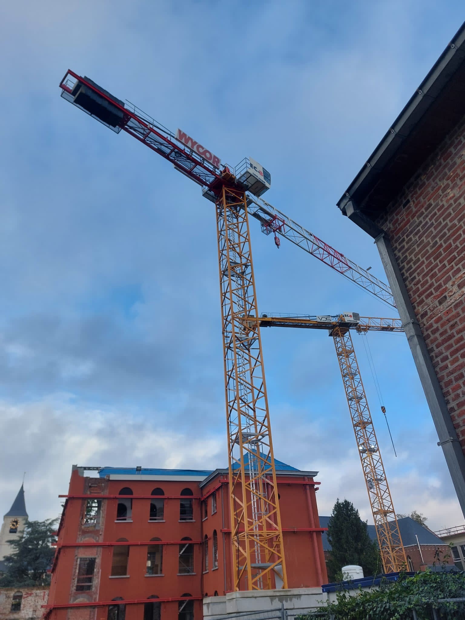 Eerste Torenkraan Met Lichtbak Wycor Connect